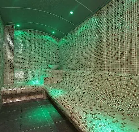 Szálloda Larissa Club 3*