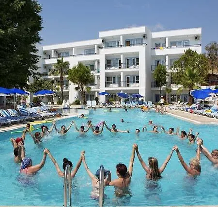 Larissa Club 3*