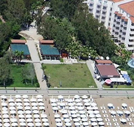 Larissa Club