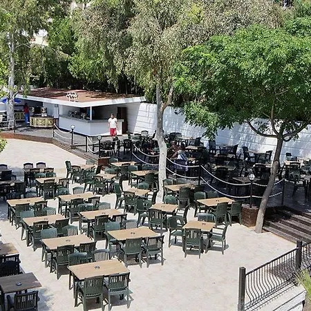 Larissa Beach Club Hotel 3*