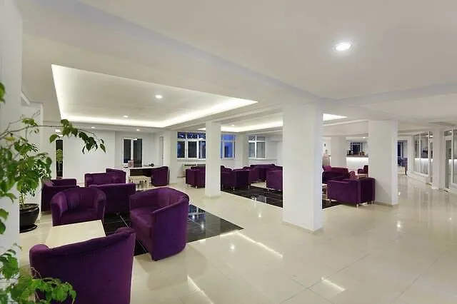 Larissa Beach Club Hotel 3*