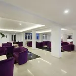 Larissa Club Готель 3*