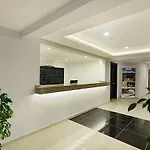 Hotel Larissa Club Side