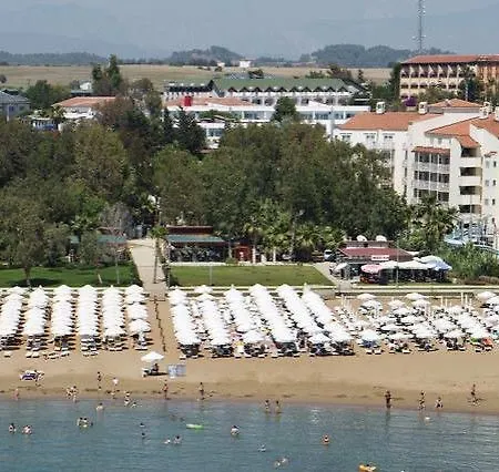 Larissa Club Otel 3*